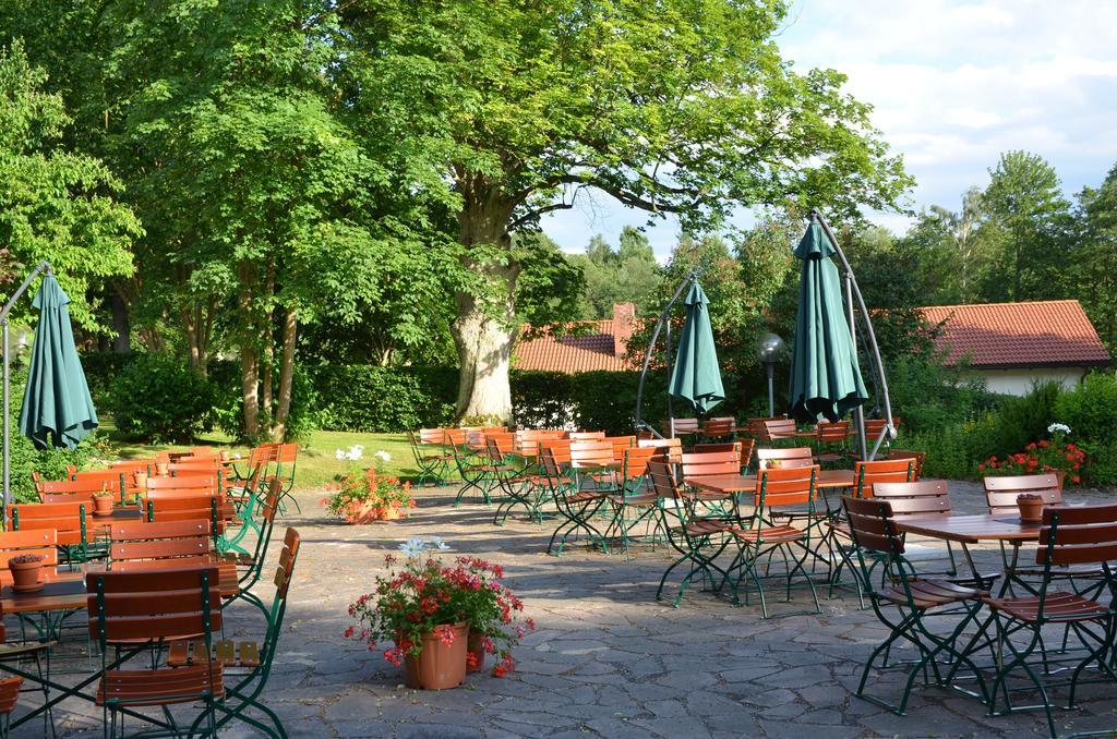 Landschloss Ernestgruen Neualbenreuth Buitenkant foto