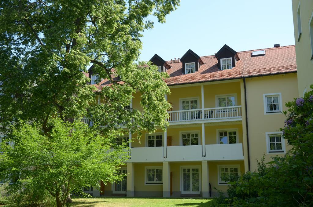 Landschloss Ernestgruen Neualbenreuth Buitenkant foto